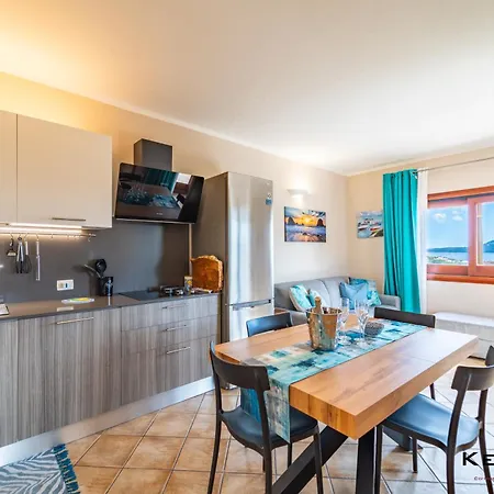 Moonlight Sea Apartment